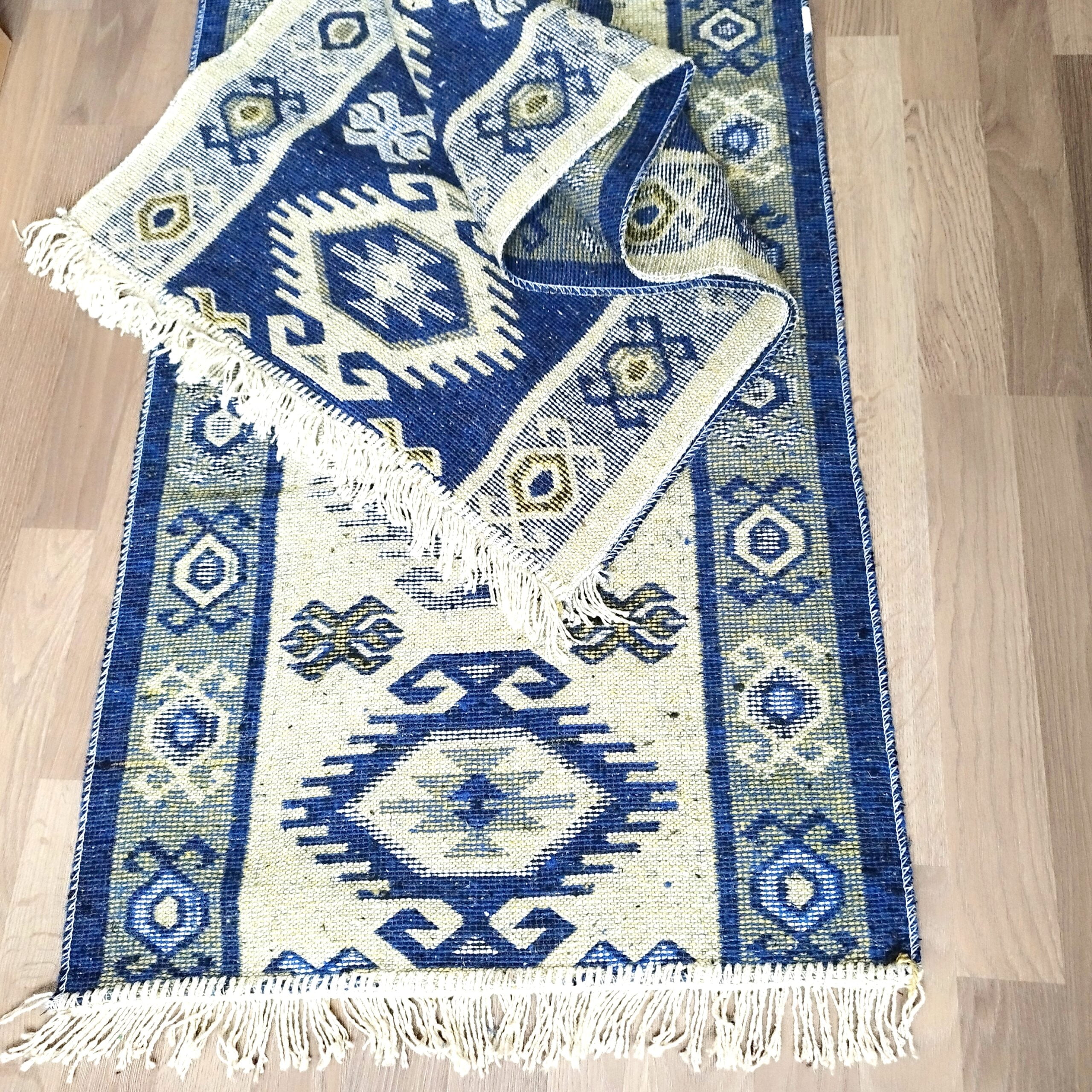 1+1 Covoare traditionale, dimensiunea 60x200cm, albastru si crem, model HORA