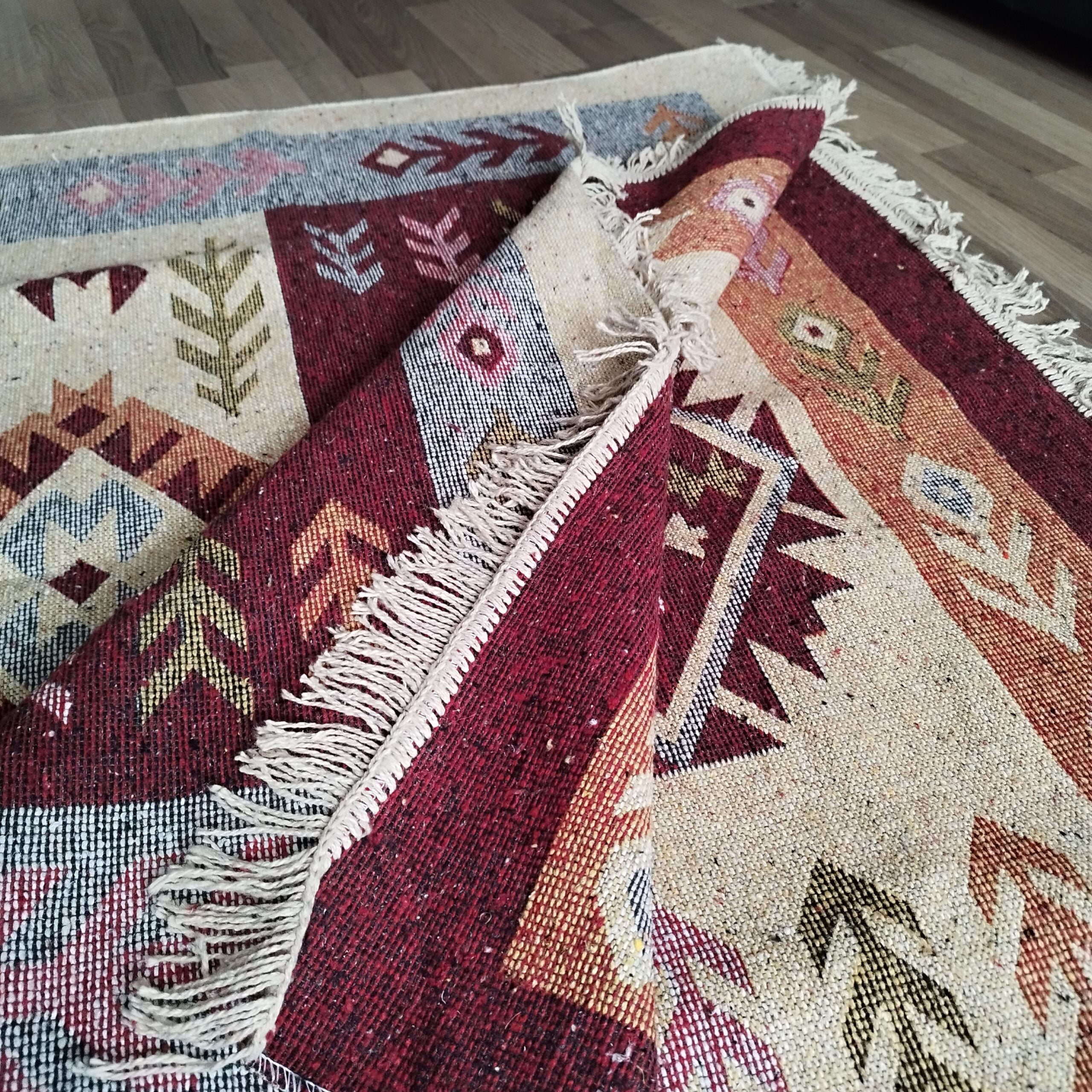 Covor traditional, dimensiunea 80x200cm, rosu si crem, model SPIC DE GRAU - imagine 3