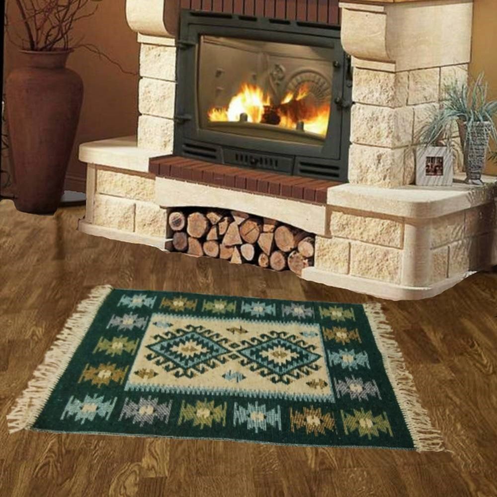 Covor traditional, iuta, dimensiunea 80x125cm, verde si crem, model ROMB