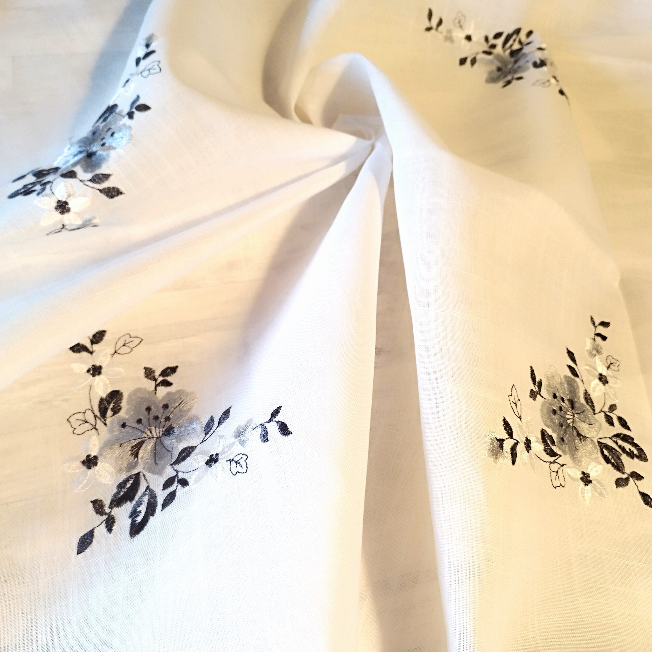 Fata de masa din bumbac Special Events 130x180 cm cod001 - imagine 4