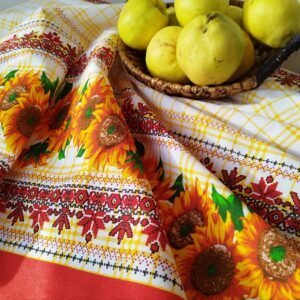 Fata de masa din bumbac, cu motive traditionale 160x160 cm cod0012 - imagine 4