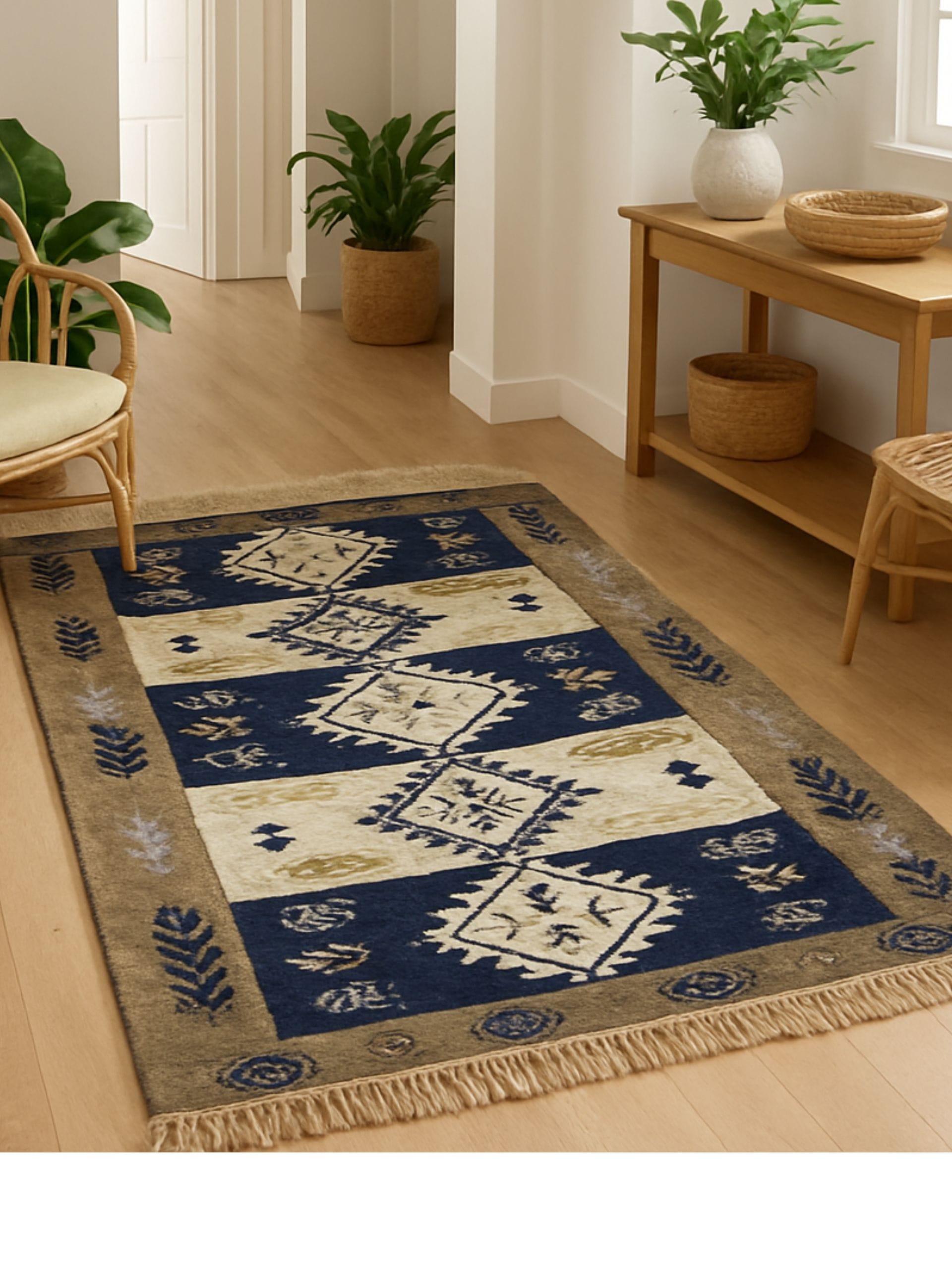 Covor traditional, tesut, cu doua fete, dimensiunea 80x200cm albastru si crem, model Spic de grau