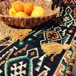 Obiect decorativ, cu 3 buzunare, model traditional Bleumarin TR06
