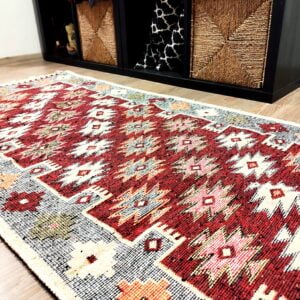 Alternative view of Covor traditional, dimensiunea 80x125cm Rosu si crem, model Rustic