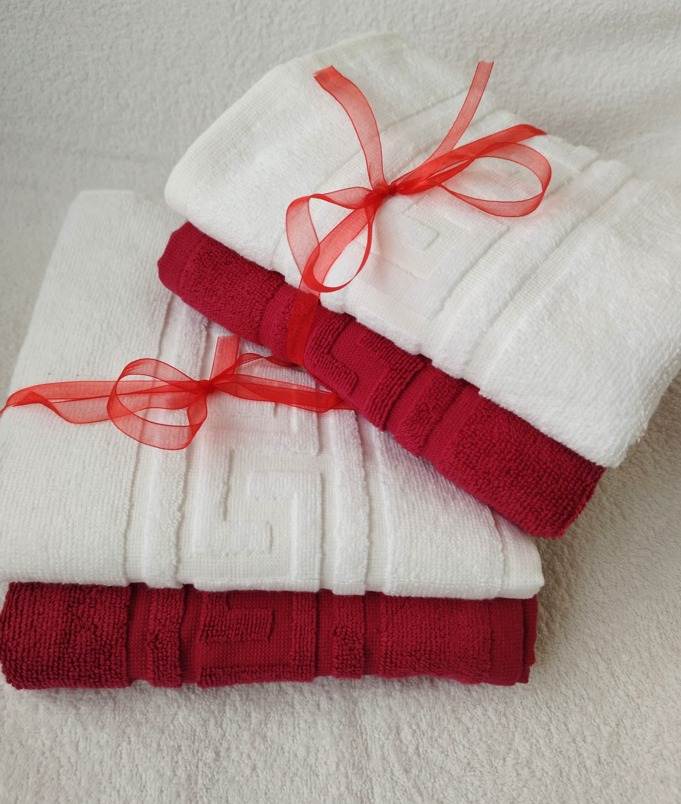 2+2 Set prosoape baie, bumbac 100%, Greek Border 500g/mp, dimensiune 2 x 60x90cm+2 x 70x140cm Alb+Rosu