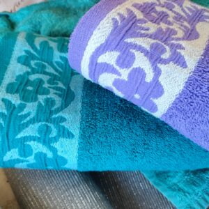 Set 4 prosoape baie , bumbac 100%, dimensiune 50x100cm jacquard Flower - imagine 3