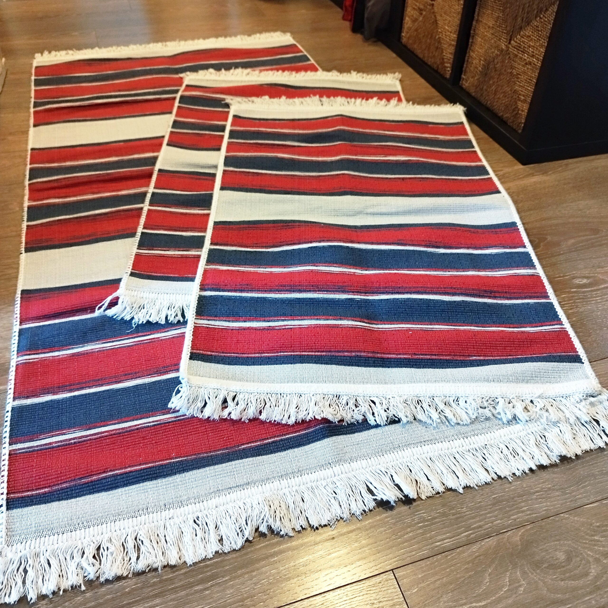 1+2 Covoare traditionale, cu doua fete, dimensiunea 80x150cm + 2X60x90cm COTON05AC - imagine 2