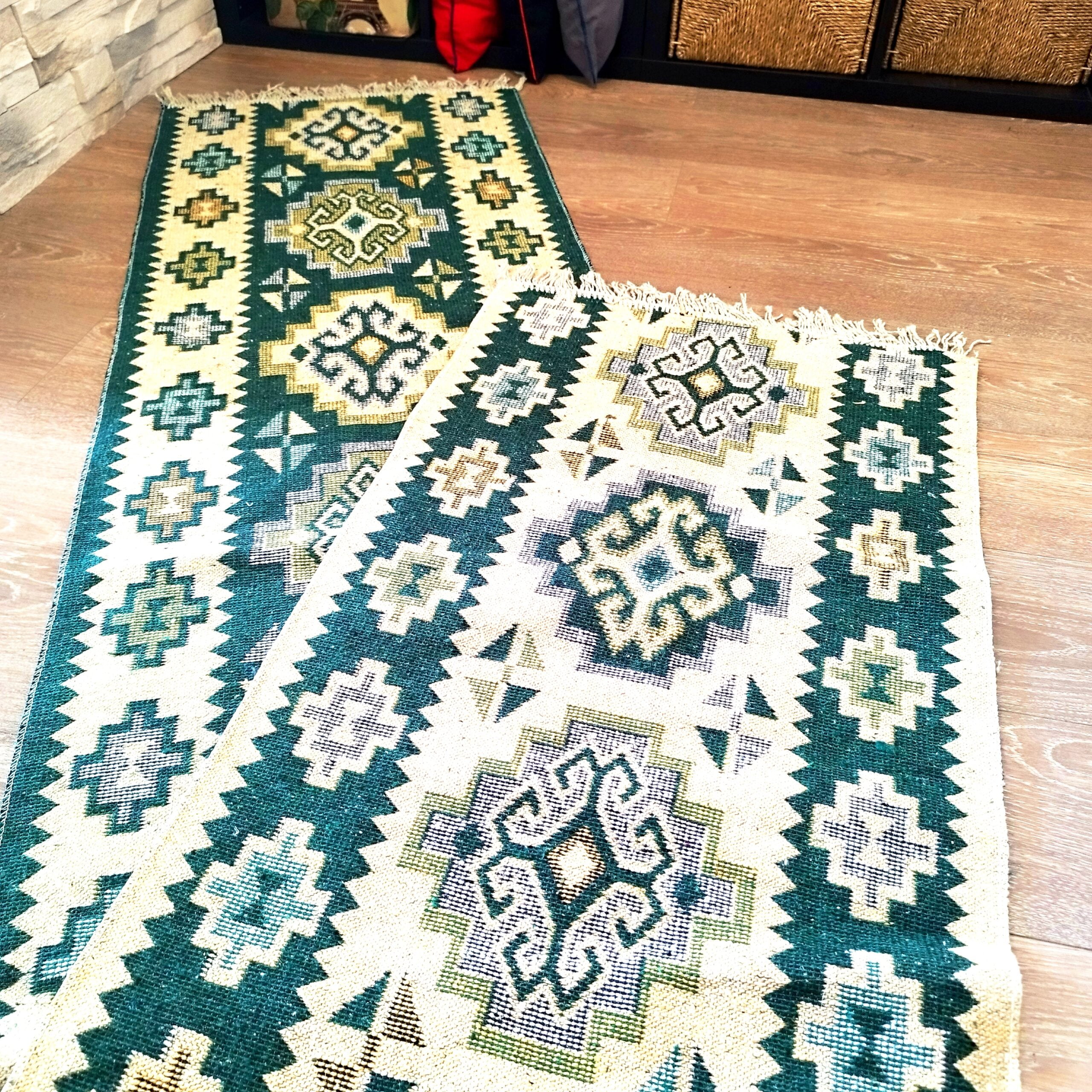 Covor traditional, dimensiunea 60x300cm Verde si crem, model RUSTIC 3 - imagine 2
