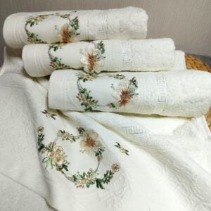 Set 4 prosoape de baie, pufoase, cu broderie, bumbac 100%, dimensiune 50x90cm,Soft Yvoire