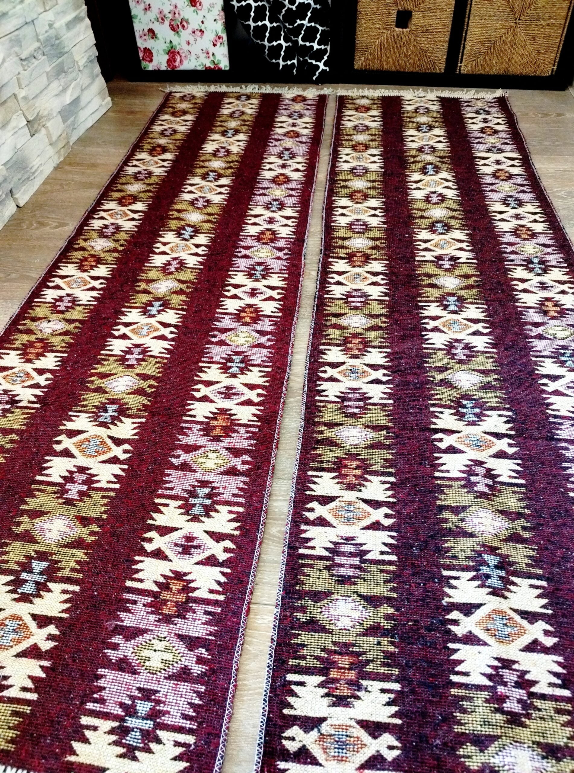 1+1 Covoare traditionale, dimensiunea 60x200cm, Maro si crem, model Rustic