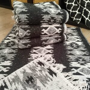 set 4 Covoare traditionale tesute, cu doua fete, dimensiunea 60x200cm, negru si alb, model Rustic 2 - imagine 2