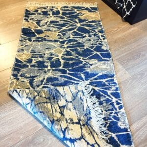 Covor traditional, cu doua fete, dimensiunea 80x125cm albastru si crem Geometric 2