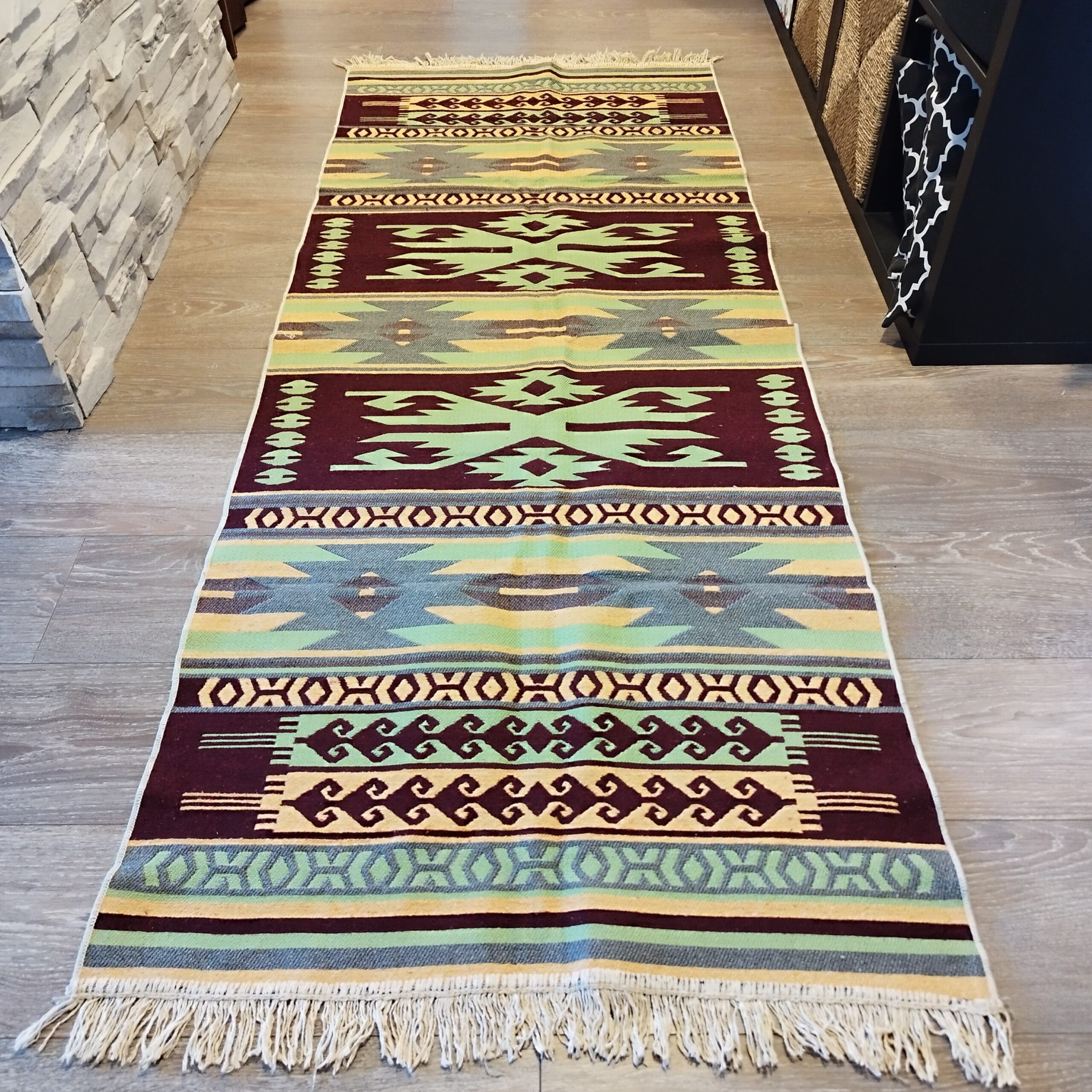 Covor tesut, cu doua fete, dimensiunea 80x200cm H&H305