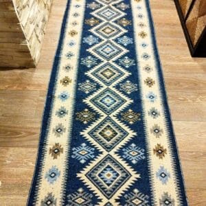 Covor traditional, iuta, dimensiunea 80x300cm Albastru si crem, model Romb