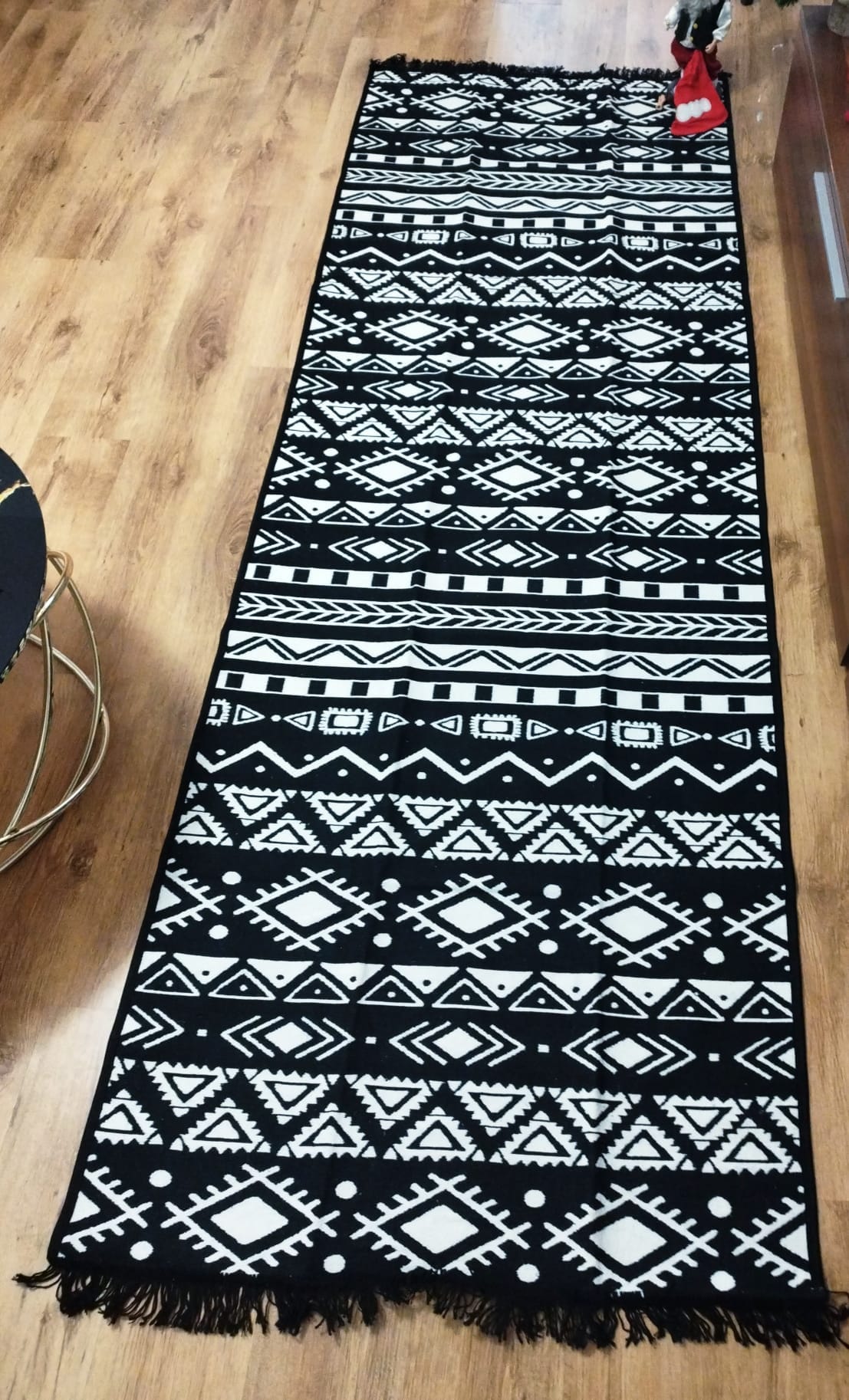 Covor tesut, cu doua fete, dimensiunea 100x300cm H&H118
