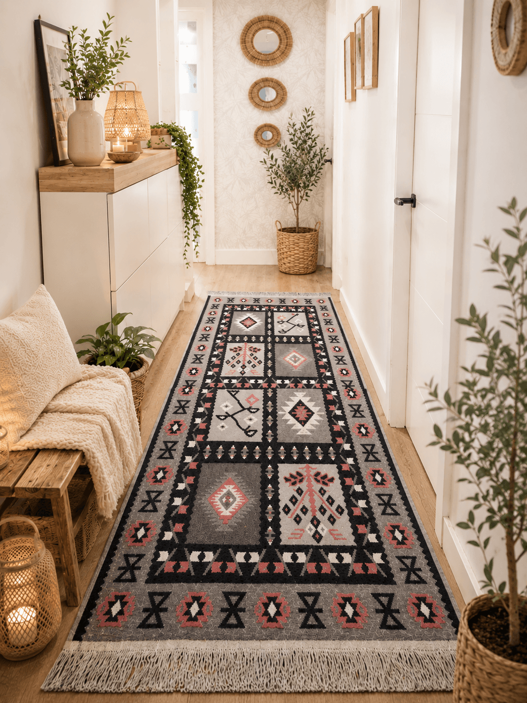 Covor traditional, cu doua fete, dimensiunea 80x200cm H&H46
