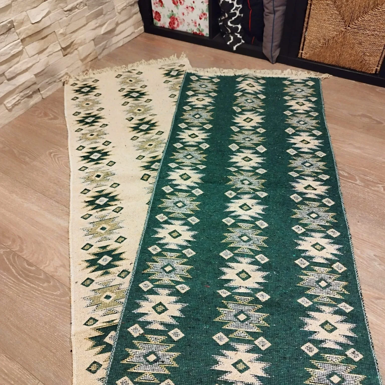 1+1 Covoare traditionale, dimensiunea 60x150cm, verde si crem, model Rustic 2 - imagine 2