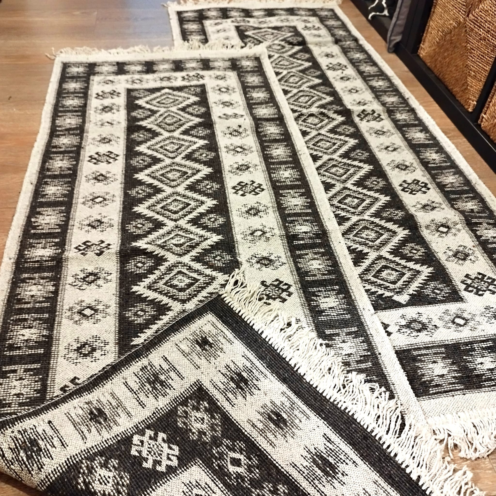 1+1 Covoare traditionale, dimensiunea 60x150cm, gri model Romb - imagine 3