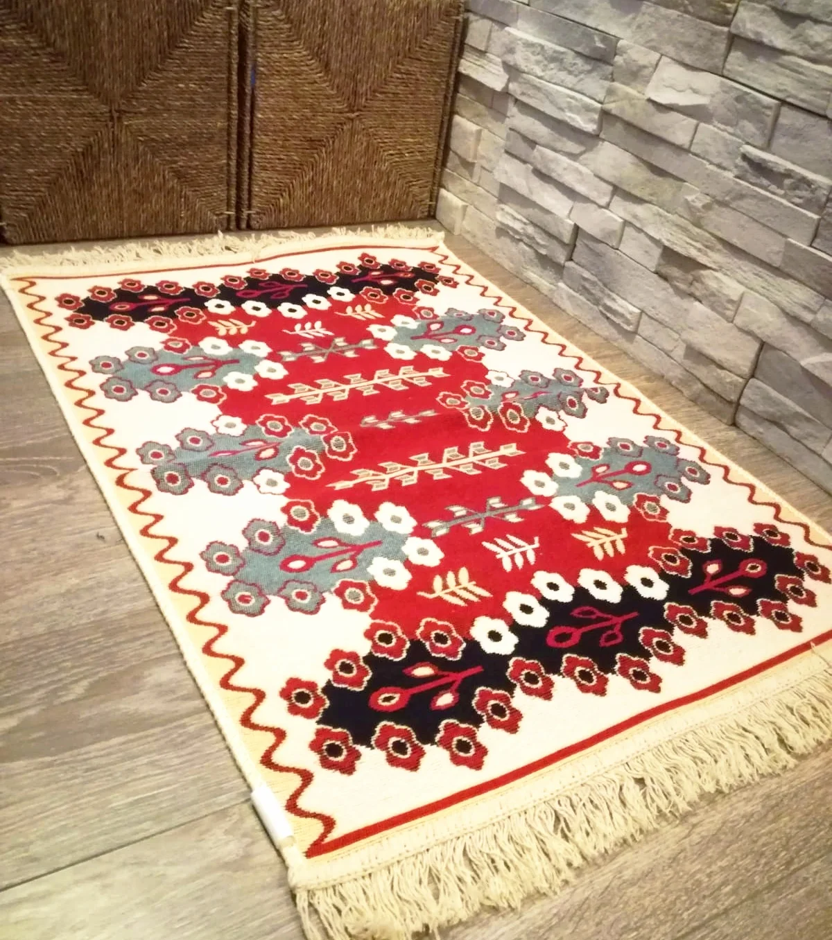 Covor traditional, cu doua fete, dimensiunea 60x90cm COTON03