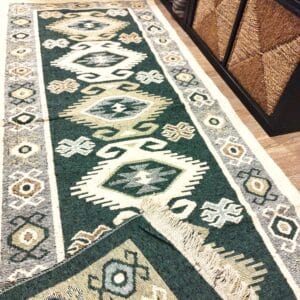Alternative view of Covor traditional, tesut, cu doua fete, dimensiunea 80x200cm verde si crem 001