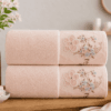 Set 2 prosoape baie, bumbac 100%, dimensiune 70x140cm broderie florala Peach2
